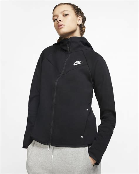 Women's Nike Tech Fleece Clothing 